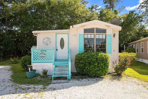 277 Buena Vista Cir #A, Lillian, AL 36549