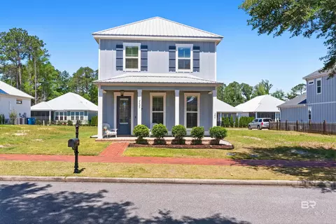 2620 Bienville Ave, Gulf Shores, AL 36542