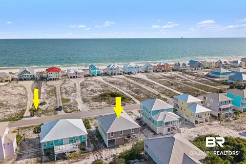 6233 Sawgrass Dr, Gulf Shores, AL 36542