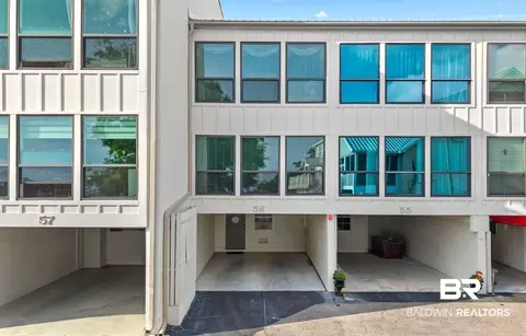 710 S Mobile St #56, Fairhope, AL 36532