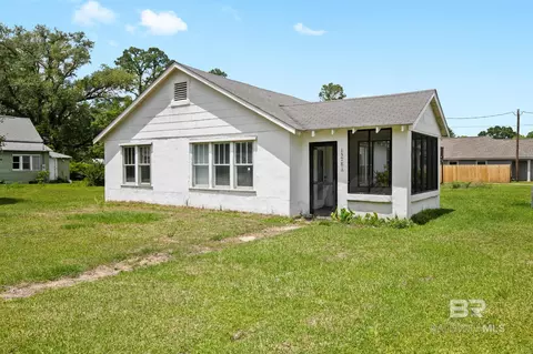 15781 Silverhill Ave, Silverhill, AL 36576