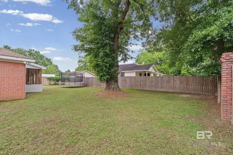 Exterior - 871 Banneker Ct, Mobile, AL 36617 photo 4 of 4