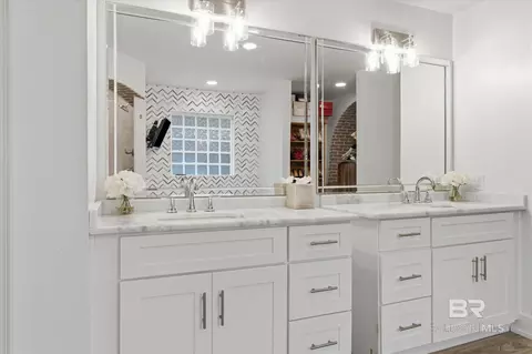 Bath - 871 Banneker Ct, Mobile, AL 36617 photo 1 of 4