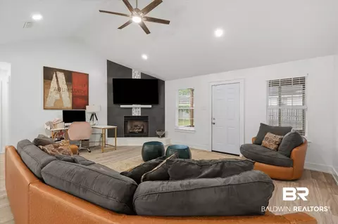 871 Banneker Ct, Mobile, AL 36617 photo 2