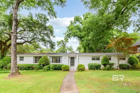 4596 Hawthorne Pl, Mobile, AL 36608