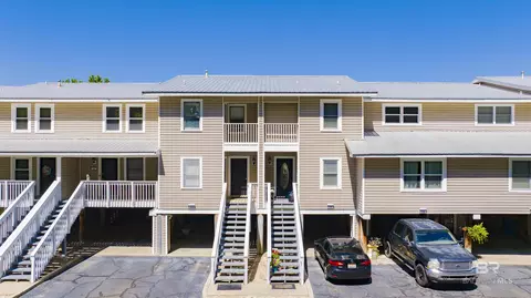 6 Yacht Club Dr #121, Daphne, AL 36526