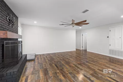 Living - 6208 S Pine Needle Dr, Mobile, AL 36609 photo 1 of 1
