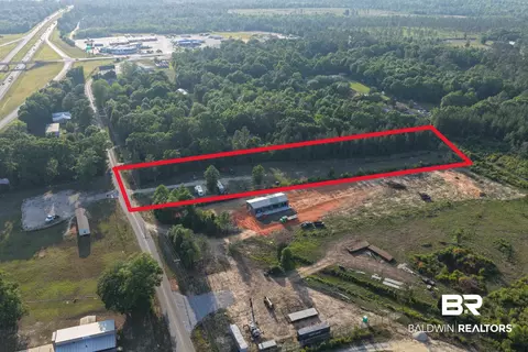 24277 Waterworld Rd, Robertsdale, AL 36567