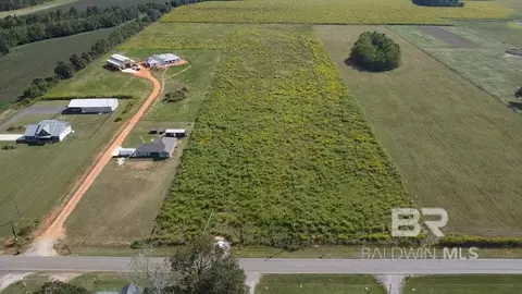 16430 Old Brady Rd, Bay Minette, AL 36507