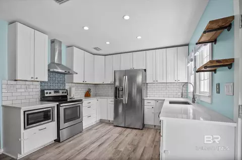 Kitchen - 251 N Wacker Ln, Mobile, AL 36608 photo 4 of 4