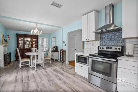 Kitchen - 251 N Wacker Ln, Mobile, AL 36608 photo 3 of 4