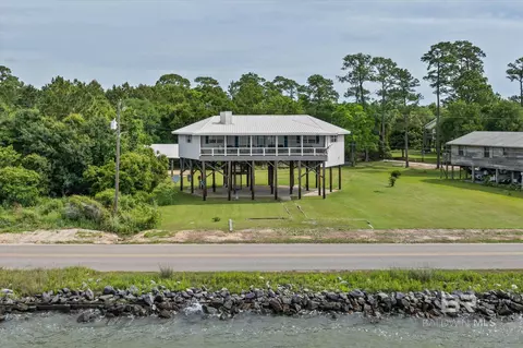 9100 Shell Belt Rd, Coden, AL 36523