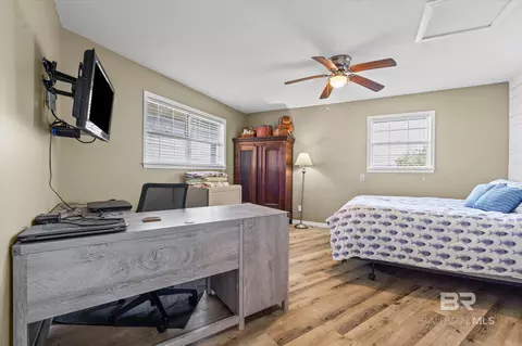 Bedroom - 9100 Shell Belt Rd, Coden, AL 36523 photo 3 of 3