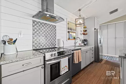 Kitchen - 9100 Shell Belt Rd, Coden, AL 36523 photo 1 of 2