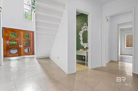 Entry Way - 120 S Mcgregor Ave, Mobile, AL 36608 photo 2 of 3