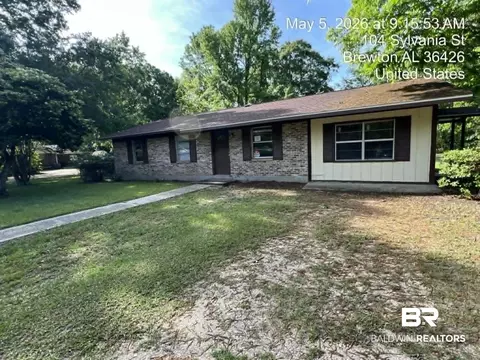 102 Sylvania St, Brewton, AL 36426