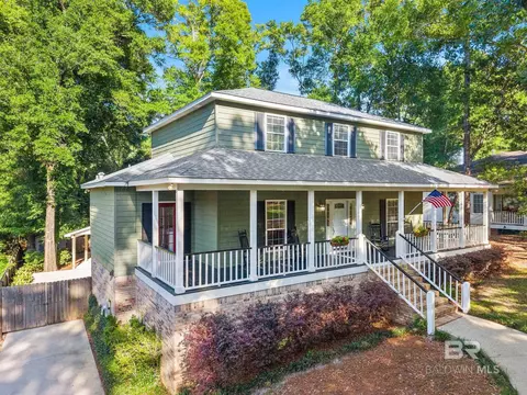 104 Echo Ln, Fairhope, AL 36532