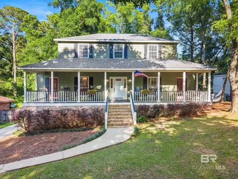 104 Echo Ln, Fairhope, AL 36532