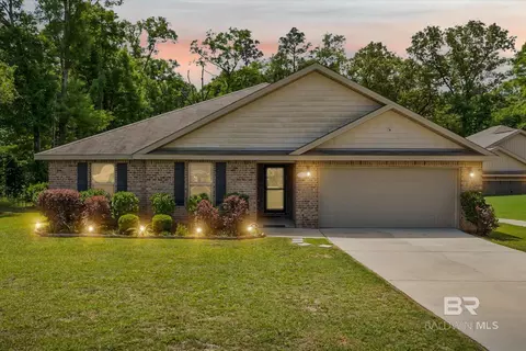 8387 Calgary Dr, Mobile, AL 36695