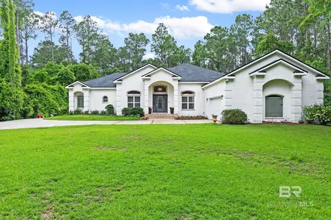 5351 Mill House Rd, Gulf Shores, AL 36542