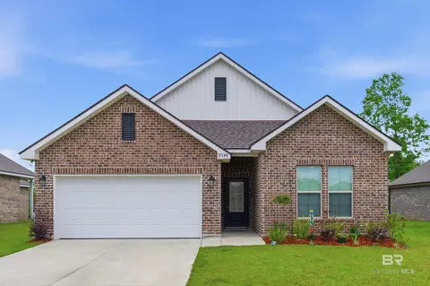 17148 Lafayette Dr, Robertsdale, AL 36567