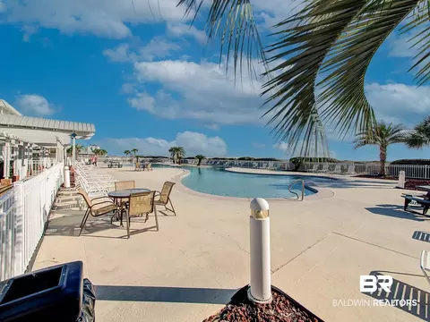 400 W Plantation Rd #1211, Gulf Shores, AL 36542