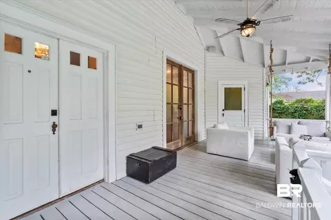 Exterior - 3863 Old Shell Rd, Mobile, AL 36608 photo 4 of 12