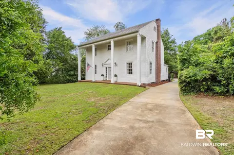 Exterior - 3863 Old Shell Rd, Mobile, AL 36608 photo 10 of 12