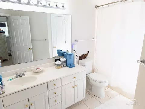 Bath - 6654 E Quarry Dr, Elberta, AL 36530 photo 4 of 5