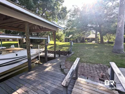 Exterior - 6654 E Quarry Dr, Elberta, AL 36530 photo 9 of 12