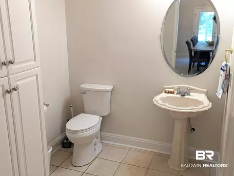 Bath - 6654 E Quarry Dr, Elberta, AL 36530 photo 3 of 5