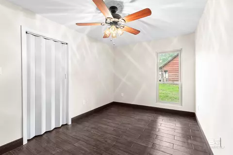 Bedroom - 2728 Lost River Rd, Mobile, AL 36605 photo 5 of 7