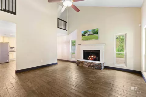 Living - 2728 Lost River Rd, Mobile, AL 36605 photo 3 of 5