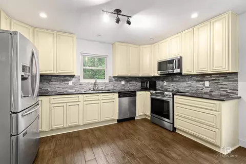 Kitchen - 2728 Lost River Rd, Mobile, AL 36605 photo 1 of 6