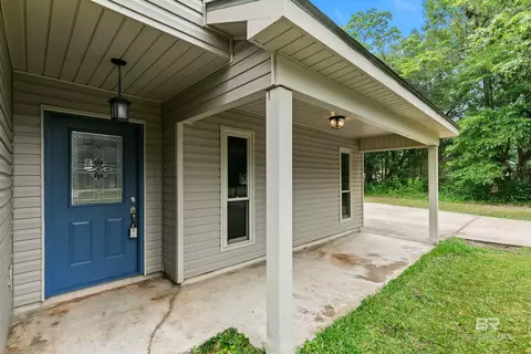 Exterior - 2728 Lost River Rd, Mobile, AL 36605 photo 5 of 11