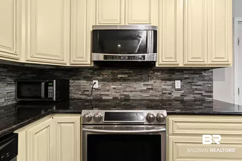 Kitchen - 2728 Lost River Rd, Mobile, AL 36605 photo 6 of 6