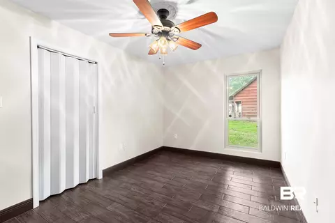 Bedroom - 2728 Lost River Rd, Mobile, AL 36605 photo 5 of 6