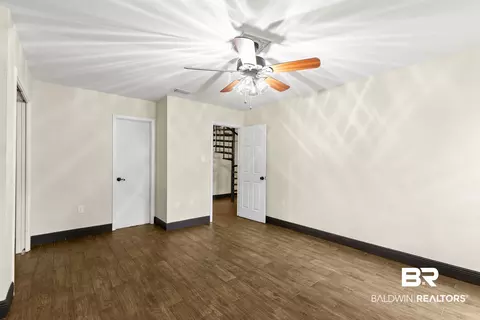 Bedroom - 2728 Lost River Rd, Mobile, AL 36605 photo 3 of 6