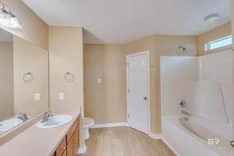 Entry Way - 2190 Seasons Ct, Mobile, AL 36695 photo 3 of 4