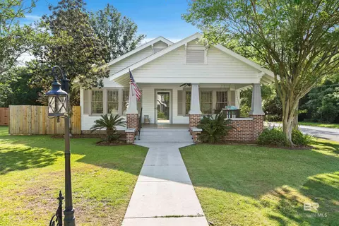 903 S Pensacola Ave, Atmore, AL 36502