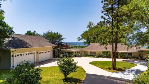 120 Patrician Dr, Spanish Fort, AL 36527