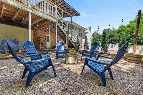 Exterior - 404 Pine Ct, Mobile, AL 36608 photo 3 of 16