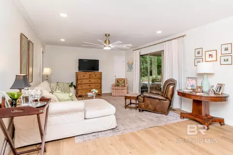 Living - 559 Brawood Dr, Mobile, AL 36608 photo 1 of 3