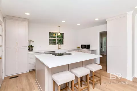 Kitchen - 559 Brawood Dr, Mobile, AL 36608 photo 3 of 5