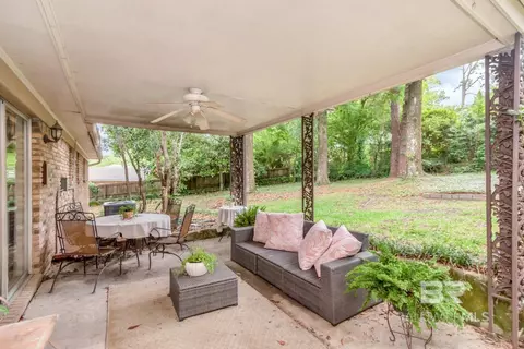 Exterior - 559 Brawood Dr, Mobile, AL 36608 photo 2 of 7
