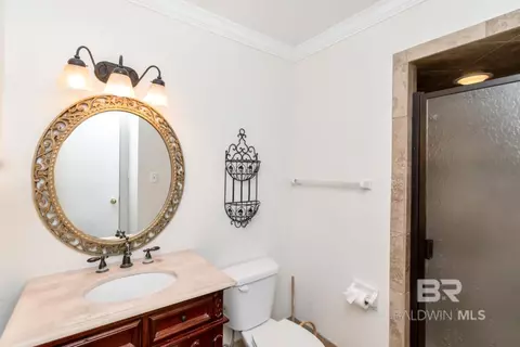 Bath - 559 Brawood Dr, Mobile, AL 36608 photo 1 of 4