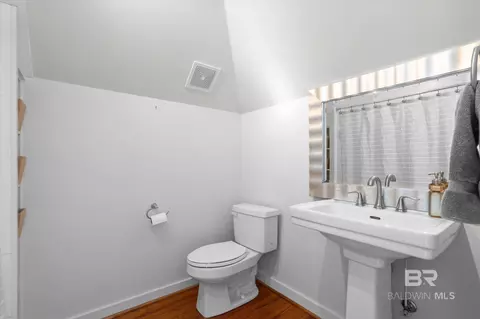 Bath - 3813 Austill Ln, Mobile, AL 36608 photo 4 of 4
