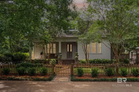 Exterior - 3813 Austill Ln, Mobile, AL 36608 photo 7 of 7