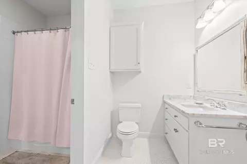 Bath - 3813 Austill Ln, Mobile, AL 36608 photo 3 of 4
