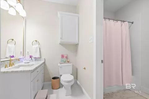 Bath - 3813 Austill Ln, Mobile, AL 36608 photo 2 of 4